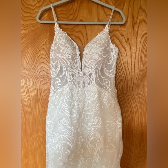 Essense of Australia D2771 - Picture 6 of 8